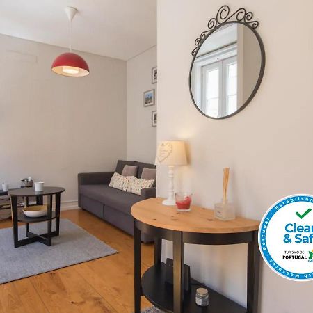 Cozy Flat In The Heart Of Alfama Apartment Lisbon Luaran gambar